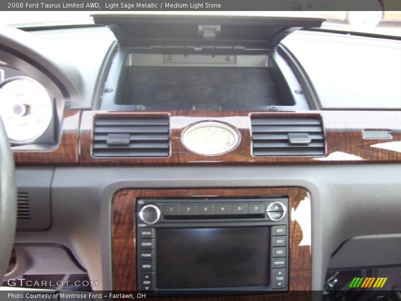 Light Sage Metallic / Medium Light Stone 2008 Ford Taurus Limited AWD