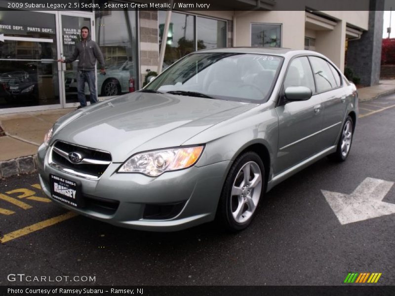 Seacrest Green Metallic / Warm Ivory 2009 Subaru Legacy 2.5i Sedan