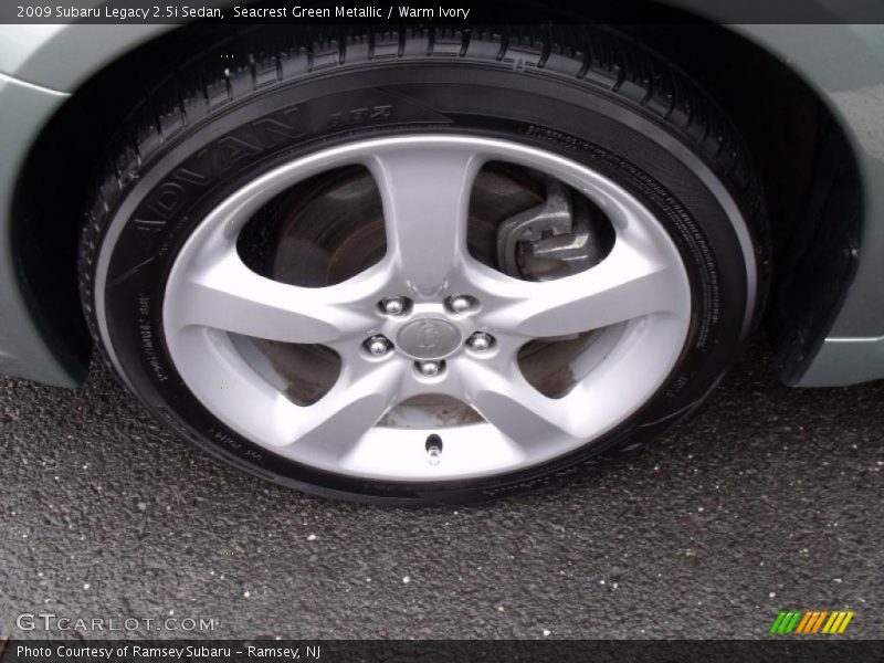 Seacrest Green Metallic / Warm Ivory 2009 Subaru Legacy 2.5i Sedan