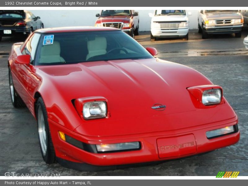 Bright Red / White 1992 Chevrolet Corvette Coupe