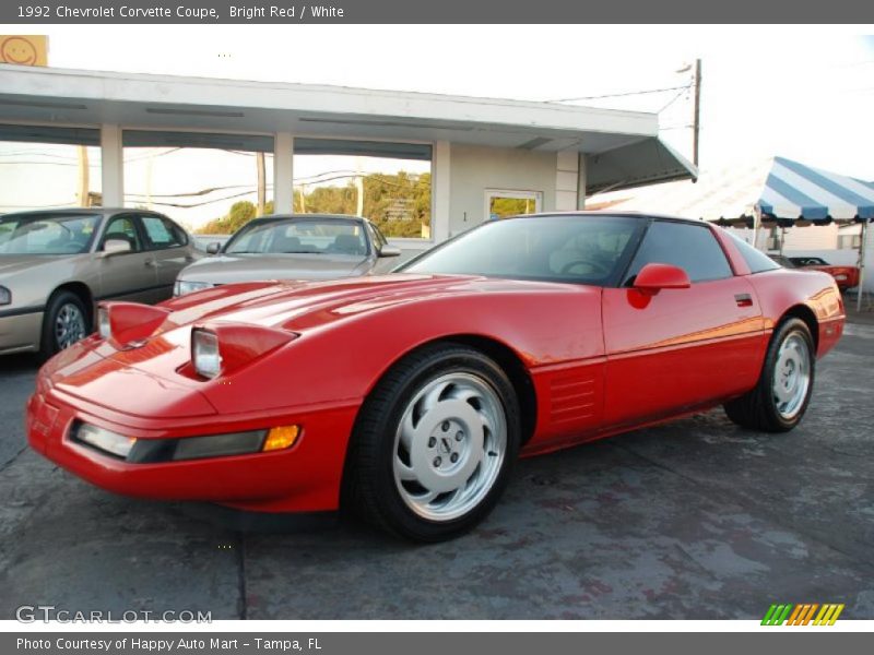 Bright Red / White 1992 Chevrolet Corvette Coupe