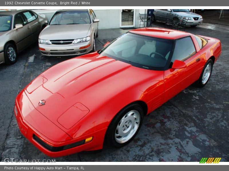 Bright Red / White 1992 Chevrolet Corvette Coupe