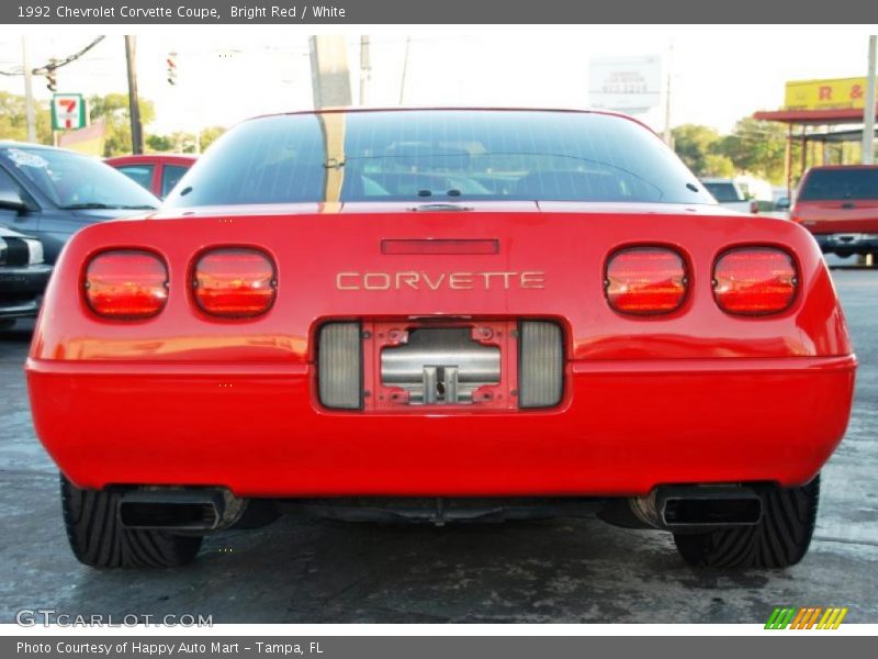Bright Red / White 1992 Chevrolet Corvette Coupe
