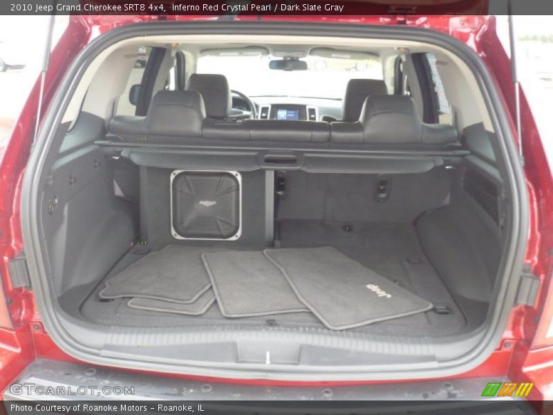  2010 Grand Cherokee SRT8 4x4 Trunk