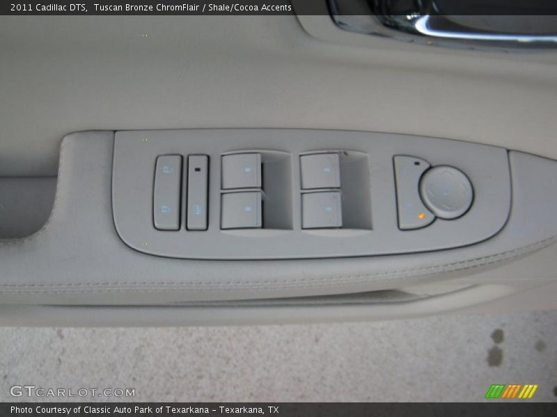 Tuscan Bronze ChromFlair / Shale/Cocoa Accents 2011 Cadillac DTS