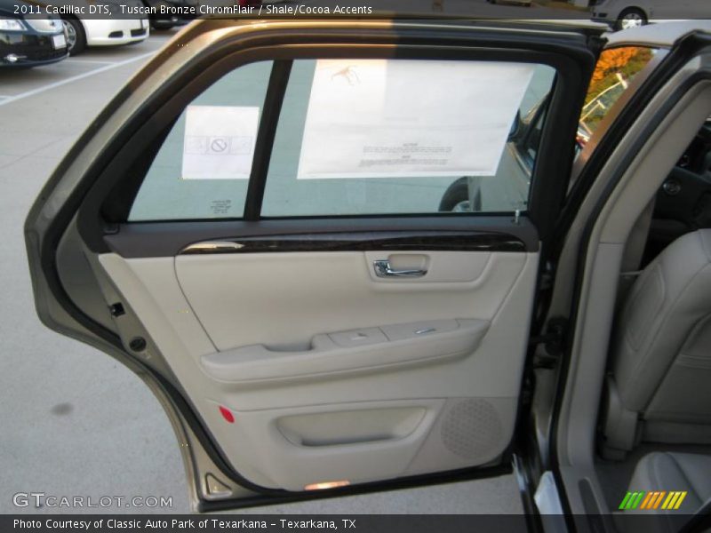 Tuscan Bronze ChromFlair / Shale/Cocoa Accents 2011 Cadillac DTS