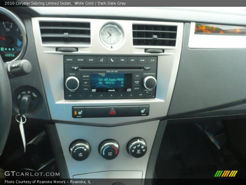 Controls of 2010 Sebring Limited Sedan