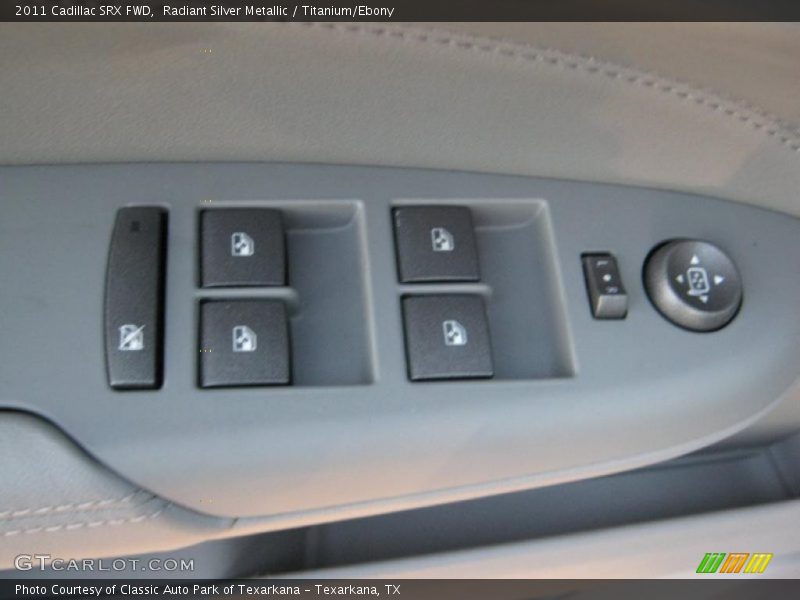 Radiant Silver Metallic / Titanium/Ebony 2011 Cadillac SRX FWD