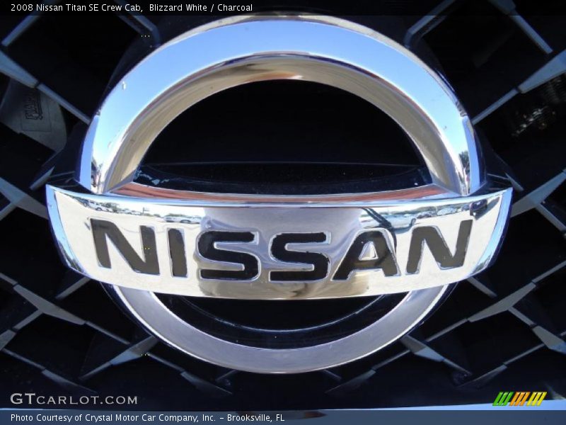 Blizzard White / Charcoal 2008 Nissan Titan SE Crew Cab