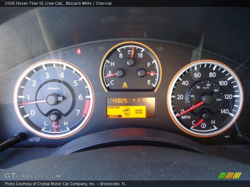Blizzard White / Charcoal 2008 Nissan Titan SE Crew Cab