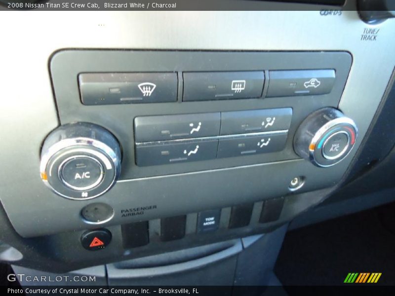 Blizzard White / Charcoal 2008 Nissan Titan SE Crew Cab