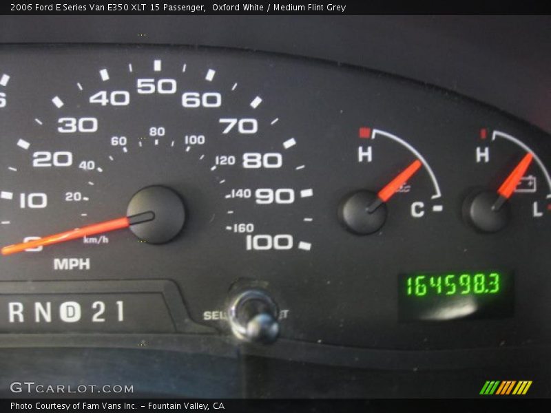 Oxford White / Medium Flint Grey 2006 Ford E Series Van E350 XLT 15 Passenger