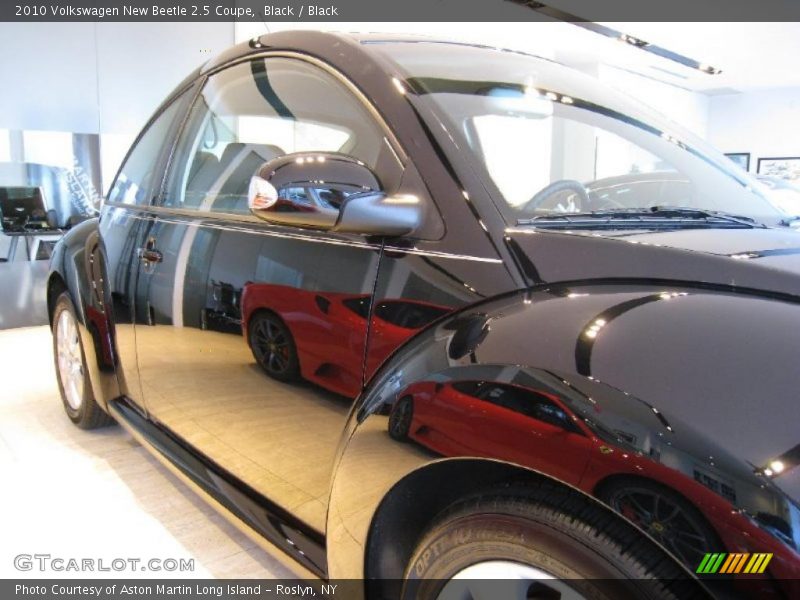 Black / Black 2010 Volkswagen New Beetle 2.5 Coupe