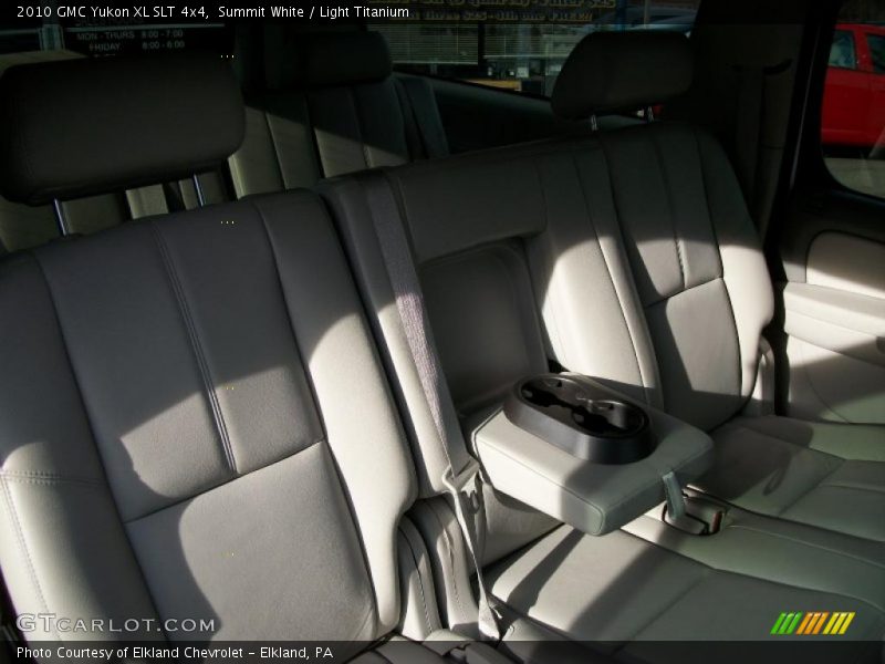 Summit White / Light Titanium 2010 GMC Yukon XL SLT 4x4