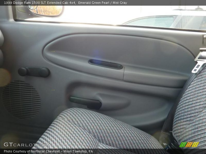 Emerald Green Pearl / Mist Gray 1999 Dodge Ram 1500 SLT Extended Cab 4x4