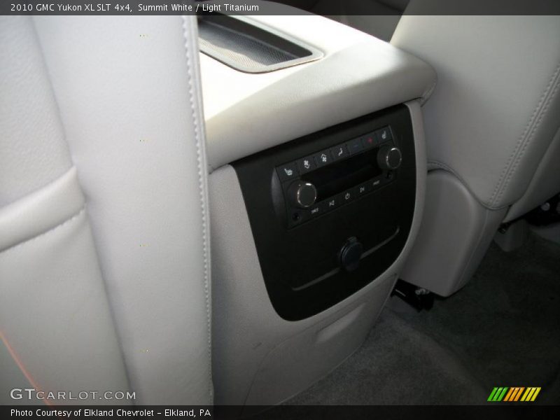 Summit White / Light Titanium 2010 GMC Yukon XL SLT 4x4
