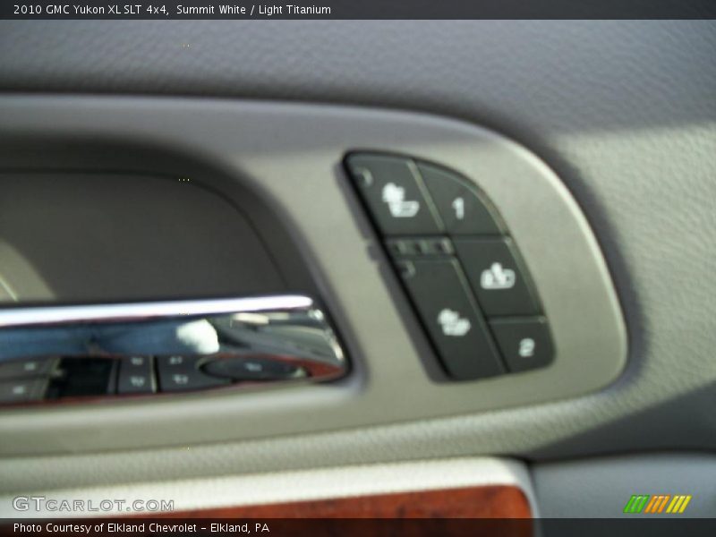 Summit White / Light Titanium 2010 GMC Yukon XL SLT 4x4