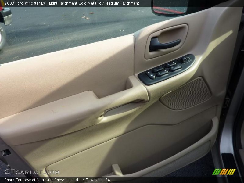 Light Parchment Gold Metallic / Medium Parchment 2003 Ford Windstar LX