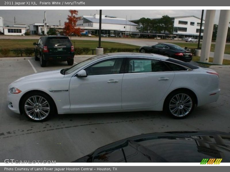 Polaris White / Ivory/Truffle 2011 Jaguar XJ XJL