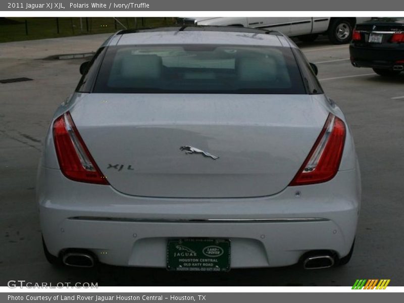 Polaris White / Ivory/Truffle 2011 Jaguar XJ XJL
