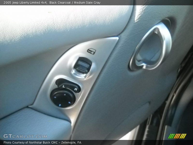 Black Clearcoat / Medium Slate Gray 2005 Jeep Liberty Limited 4x4