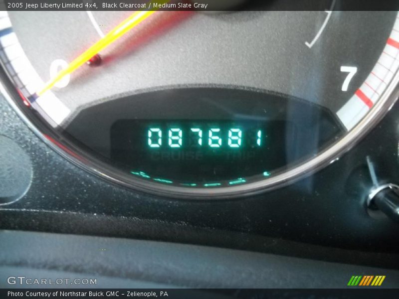 Black Clearcoat / Medium Slate Gray 2005 Jeep Liberty Limited 4x4