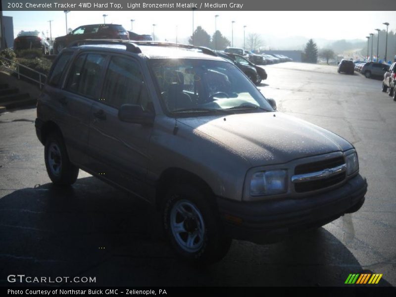 Light Bronzemist Metallic / Medium Gray 2002 Chevrolet Tracker 4WD Hard Top