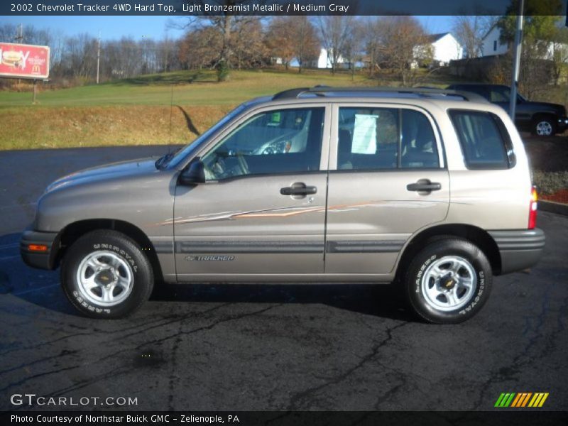 Light Bronzemist Metallic / Medium Gray 2002 Chevrolet Tracker 4WD Hard Top