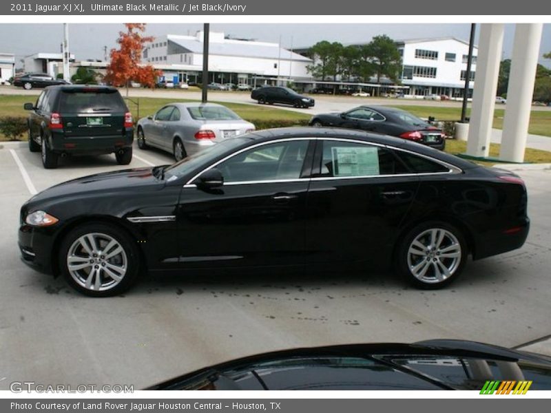 Ultimate Black Metallic / Jet Black/Ivory 2011 Jaguar XJ XJ