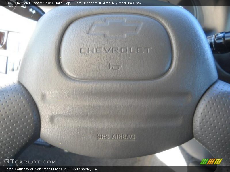 Light Bronzemist Metallic / Medium Gray 2002 Chevrolet Tracker 4WD Hard Top