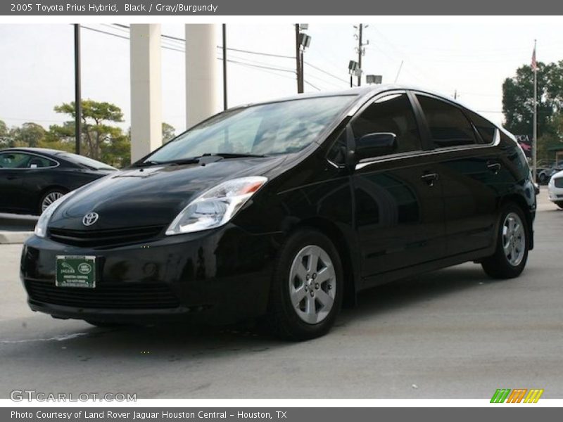 Black / Gray/Burgundy 2005 Toyota Prius Hybrid