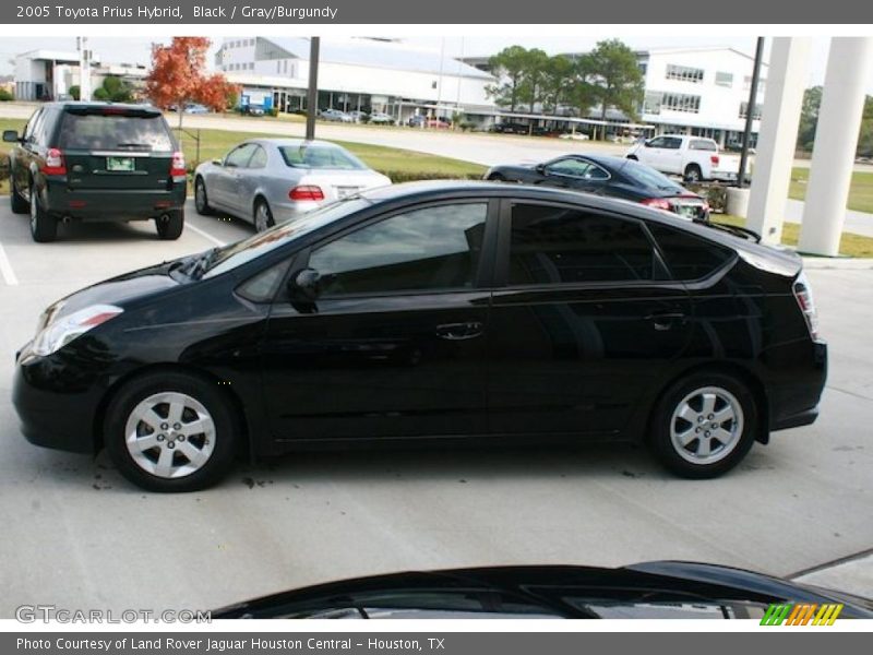 Black / Gray/Burgundy 2005 Toyota Prius Hybrid