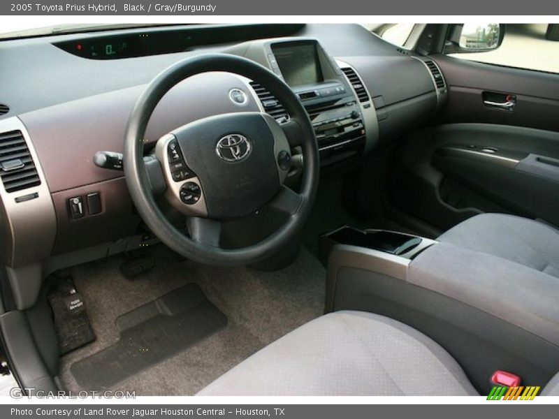 Black / Gray/Burgundy 2005 Toyota Prius Hybrid