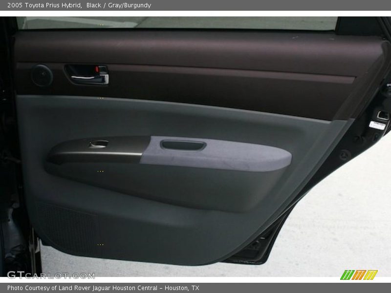Black / Gray/Burgundy 2005 Toyota Prius Hybrid