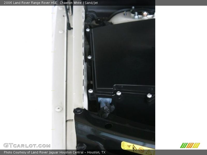 Chawton White / Sand/Jet 2006 Land Rover Range Rover HSE