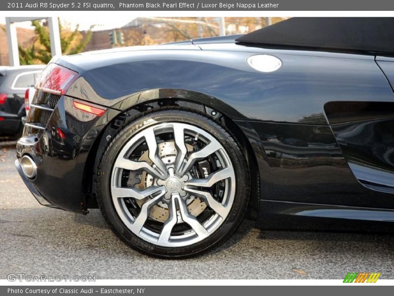  2011 R8 Spyder 5.2 FSI quattro Wheel