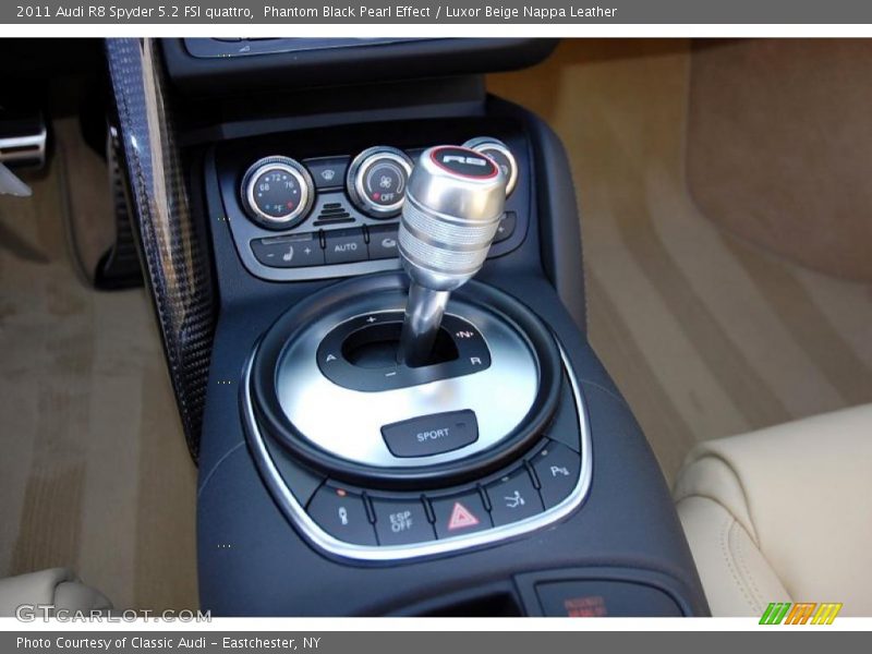  2011 R8 Spyder 5.2 FSI quattro 6 Speed R tronic Automatic Shifter