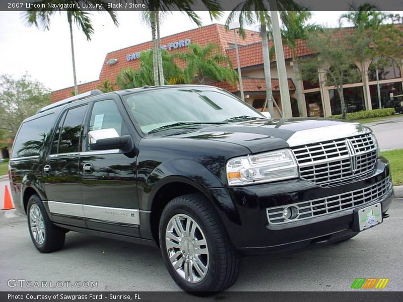 Black / Stone 2007 Lincoln Navigator L Luxury
