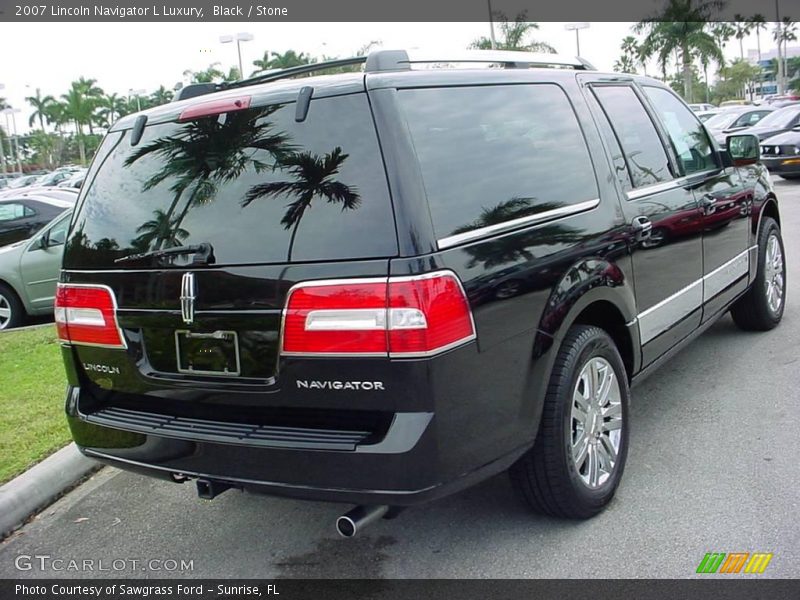 Black / Stone 2007 Lincoln Navigator L Luxury