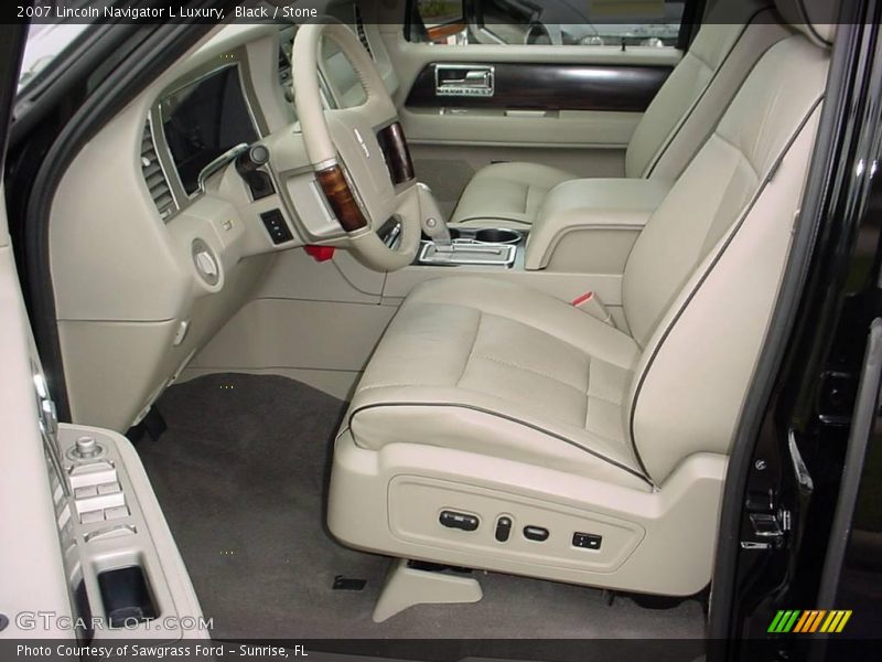 Black / Stone 2007 Lincoln Navigator L Luxury