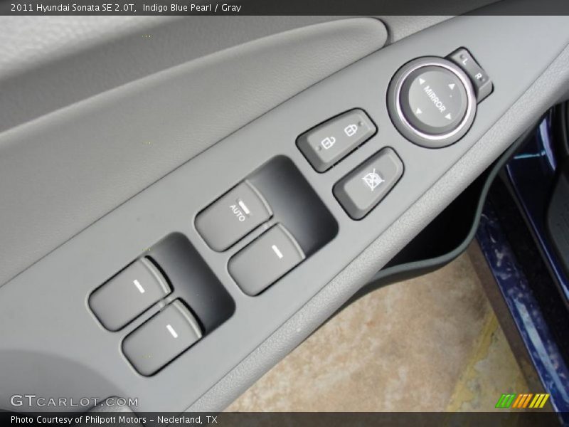 Controls of 2011 Sonata SE 2.0T