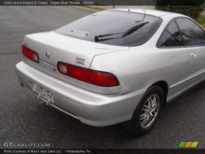 Vogue Silver Metallic / Ebony 2000 Acura Integra LS Coupe