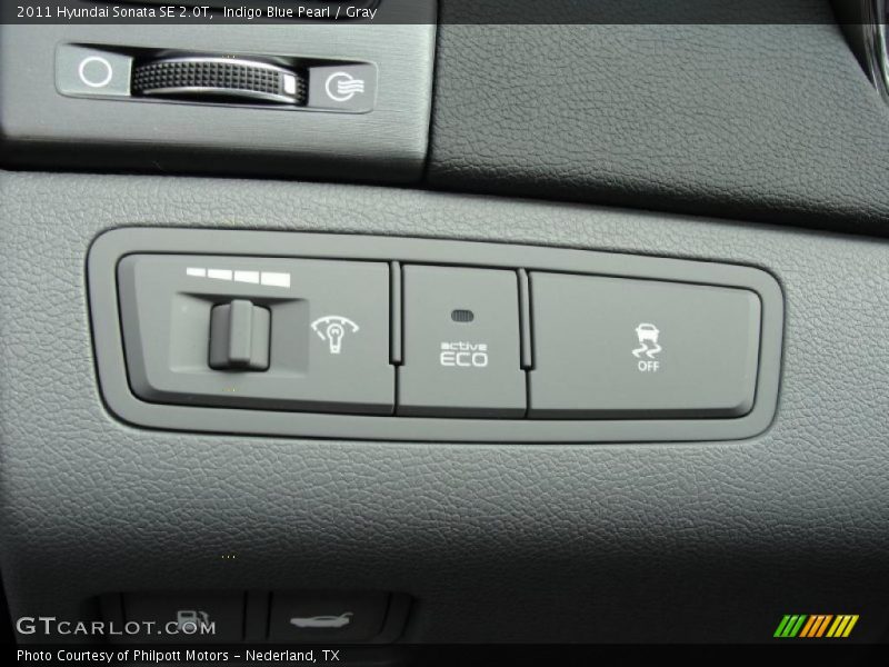 Controls of 2011 Sonata SE 2.0T