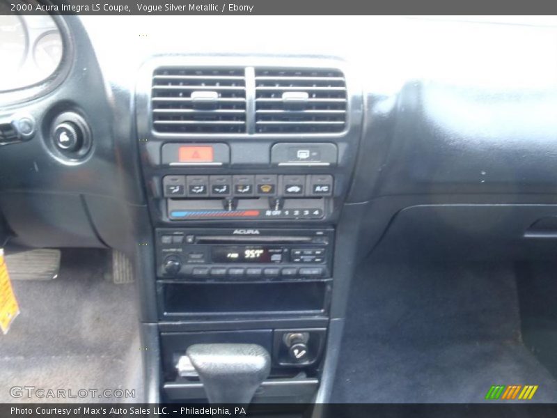 Vogue Silver Metallic / Ebony 2000 Acura Integra LS Coupe