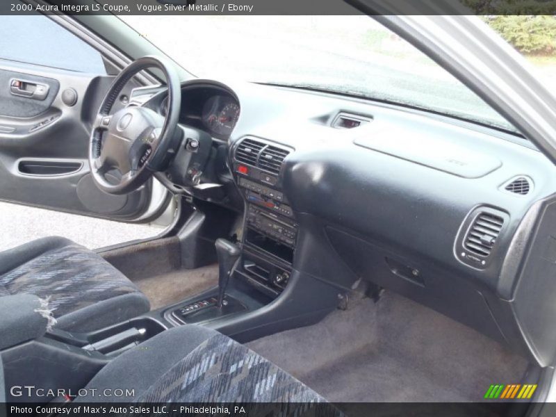 Dashboard of 2000 Integra LS Coupe