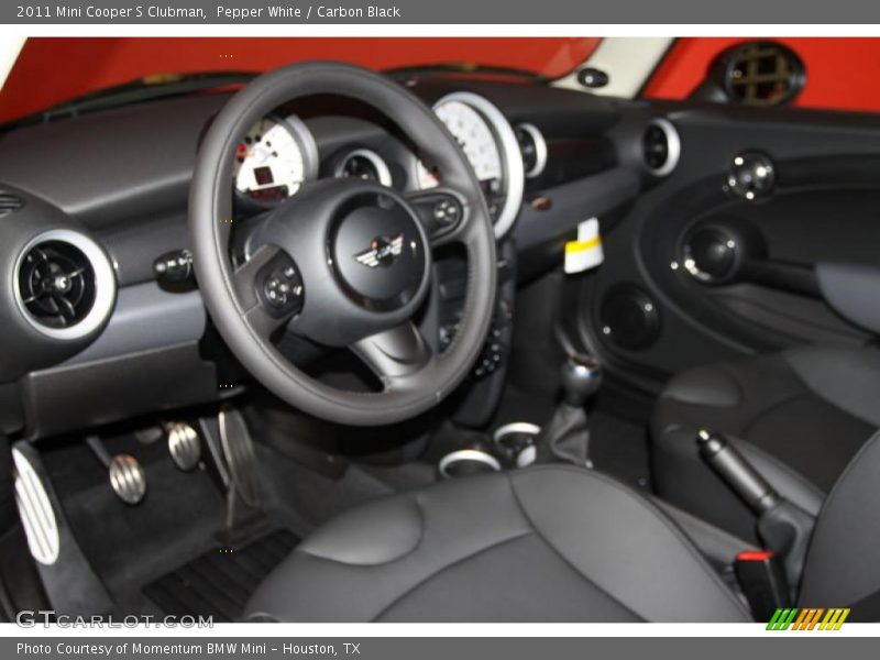 Pepper White / Carbon Black 2011 Mini Cooper S Clubman