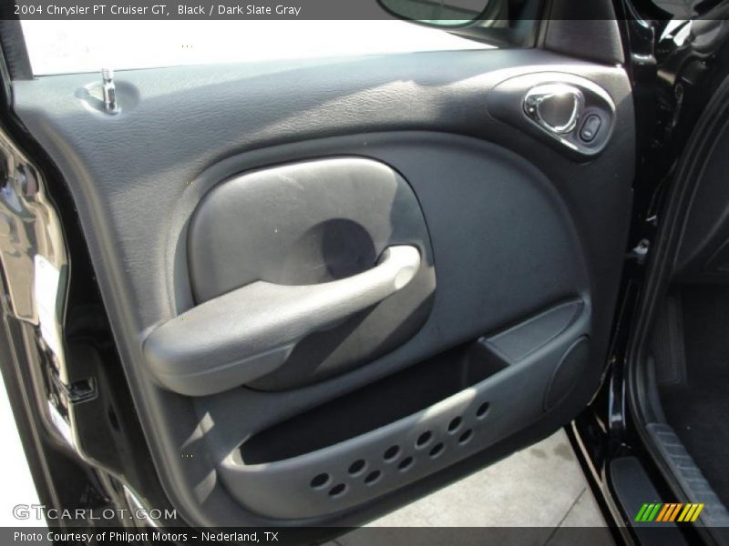 Door Panel of 2004 PT Cruiser GT