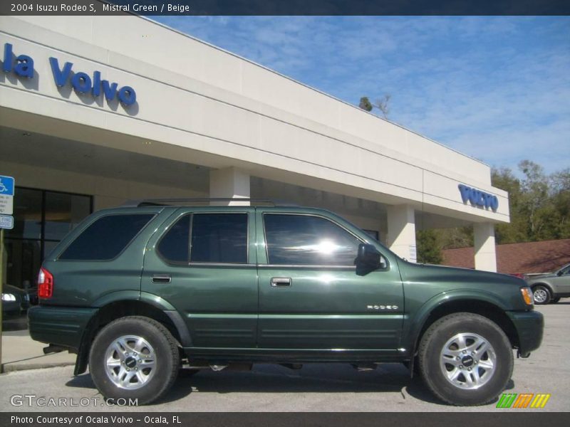 Mistral Green / Beige 2004 Isuzu Rodeo S