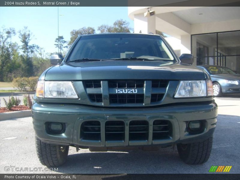 Mistral Green / Beige 2004 Isuzu Rodeo S