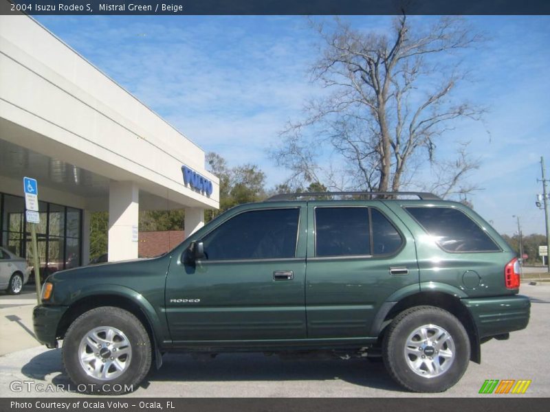 Mistral Green / Beige 2004 Isuzu Rodeo S